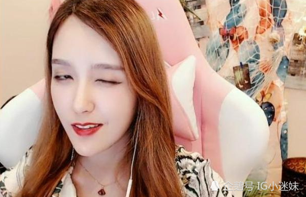 rita问了一下房管的年龄,对方如实告知,自己今年28岁,于是rita说了