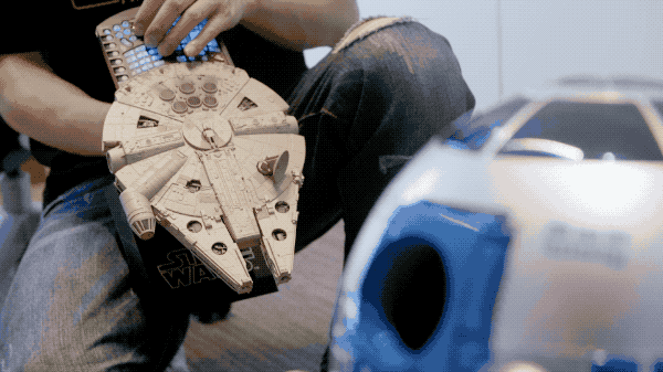 玩具|他在西湖边买200㎡豪宅，4年不住人，堆满的玩具总价超房子