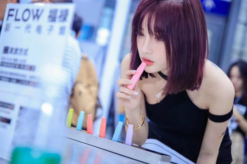 福禄电子烟亮相深圳电子烟展跨越行业红海前行不懈创新不怠