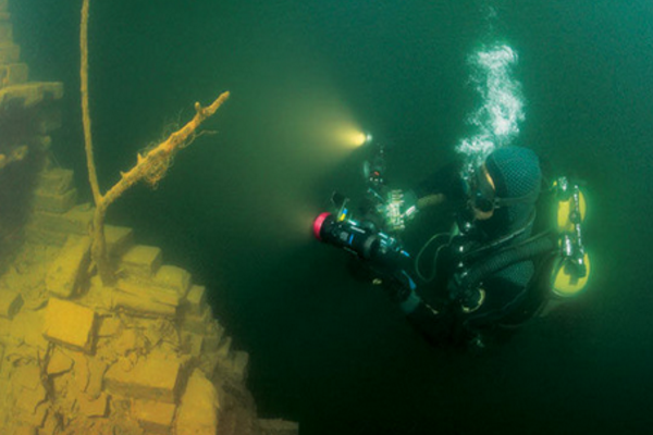 浙江千岛湖水下龙宫现世,被水库淹没的千年古城,精美绝伦