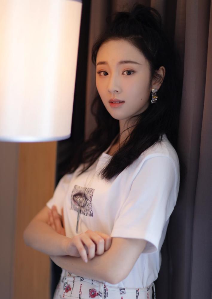 "顺其自然"的通透与真挚——演员葛施敏