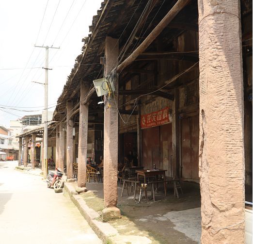 拥有古老建筑,老街,商店旅馆,茶馆……简阳金马镇的故事有点味道!