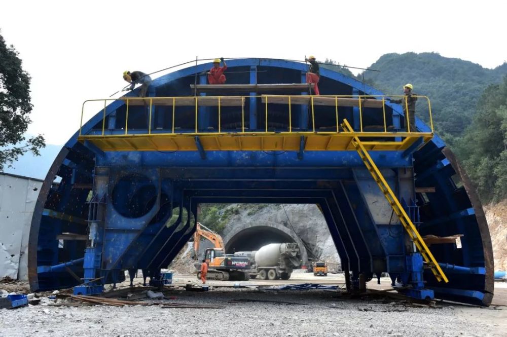 "鸟枪换炮"提质增效!义永公路建设有了新进展