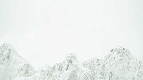 陈绿|范式│陈绿向参差，初红已重叠