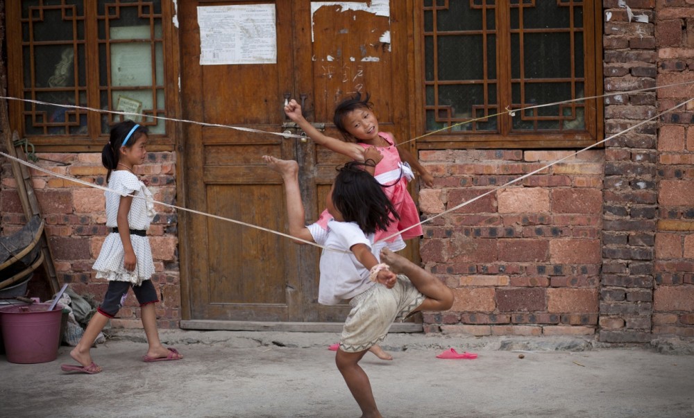 学校放假了,70,80后孩子都干些啥?