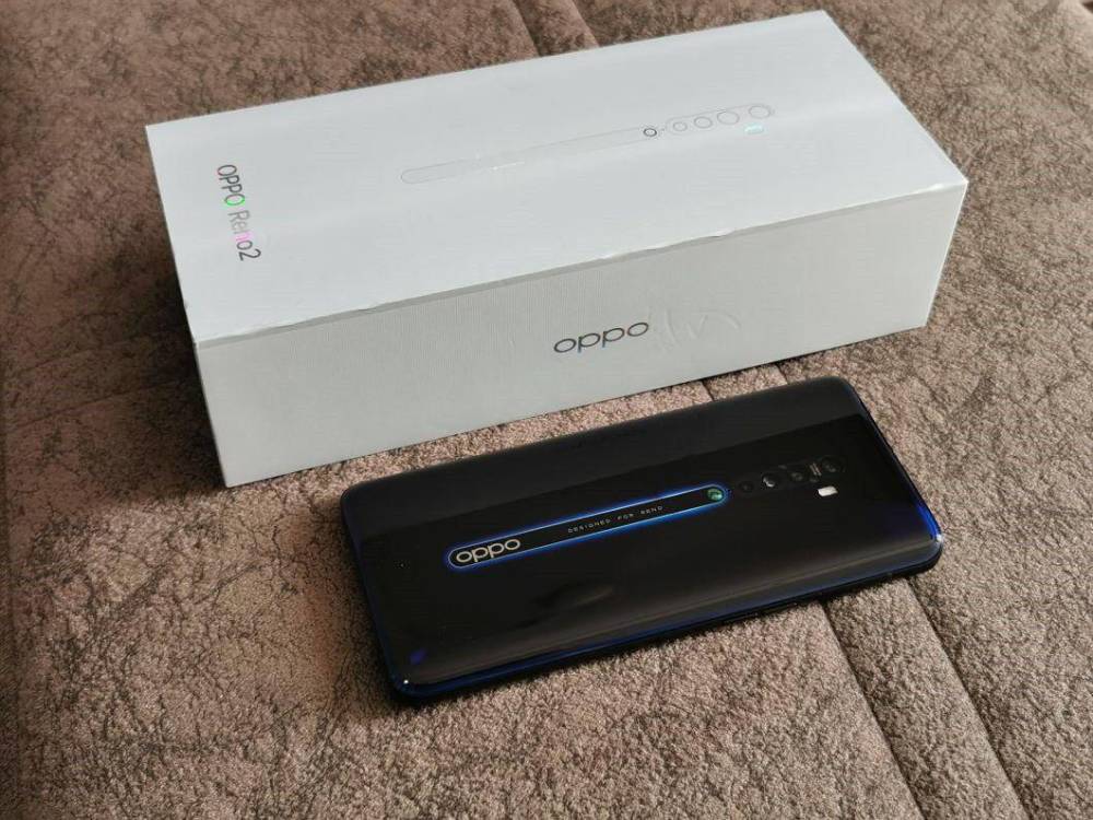 oppo reno2陽光屏戶外實測 再刺眼都能看清屏幕