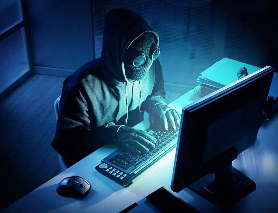 说起黑客,相信很多小伙伴的第一反应就是想起"神秘""冷酷"和"危险"等