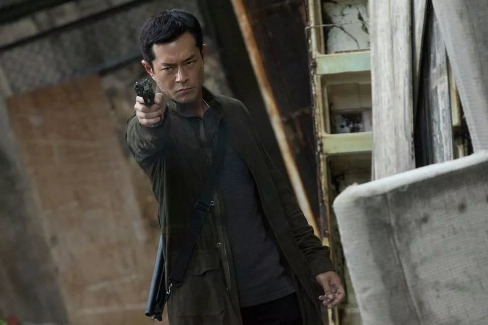 张继聪被古天乐迫跳海:简直拥抱大自然质感