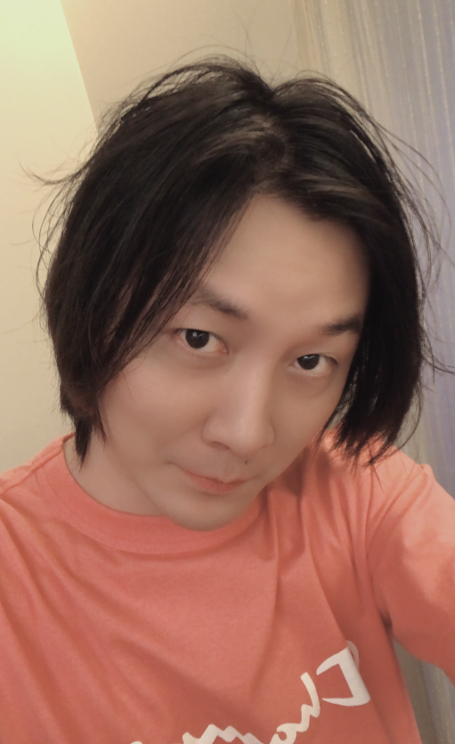 张大仙化妆像女生,嗨氏化妆稚嫩,看到梦泪化妆,这是