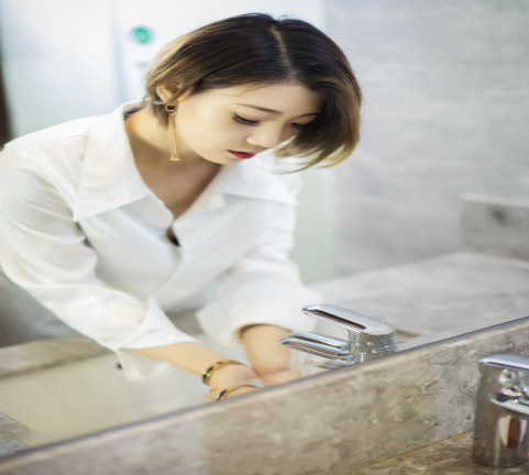 刘蕊儿精致女人要勤奋