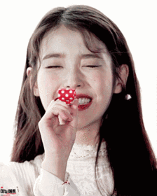 像iu小姐姐一样什么发色都ok,不会脱妆的上妆法你想学吗?