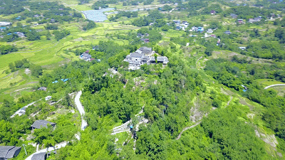 观音寨这里是在青山之中延续传奇在古老的寨子踏古寻今滑石古寨这里是