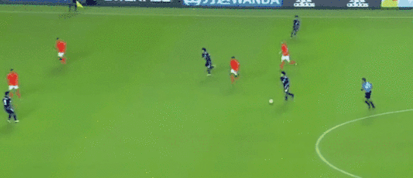 在完虐欧洲冠军之后,日本足球又一次将动漫情