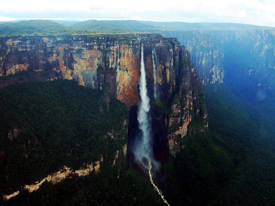 世界上最长的瀑布图片