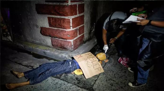 亲美副总统欲夺权:斥责亲华总统打击毒枭贩子,逼联合国介入调查?