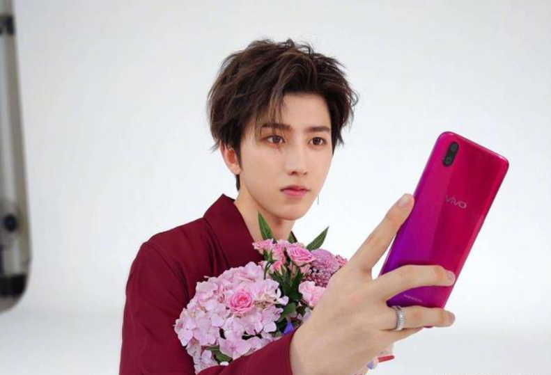 手机界的一股清流这两个品牌从来不请明星代言其中一个是苹果