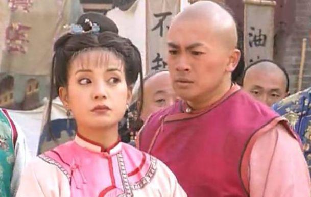 《还珠格格》既然永琪这么的爱小燕子,为什么又会娶知画呢