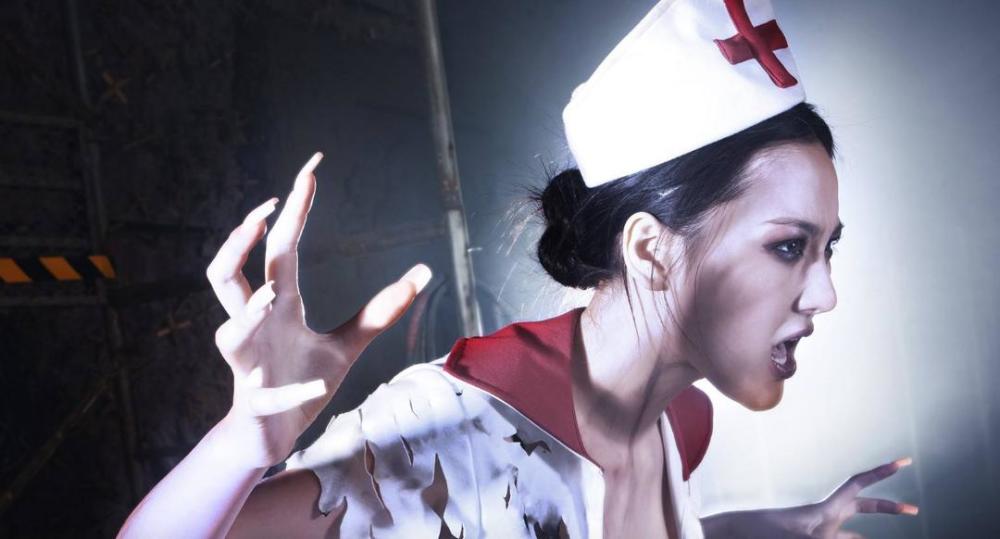 穿越火线夜玫瑰的原型海报依旧时尚玩家第一次认识张馨予