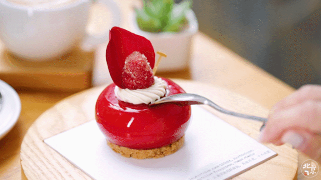 一不小心,被这家甜品店的蛋糕给虏获了!