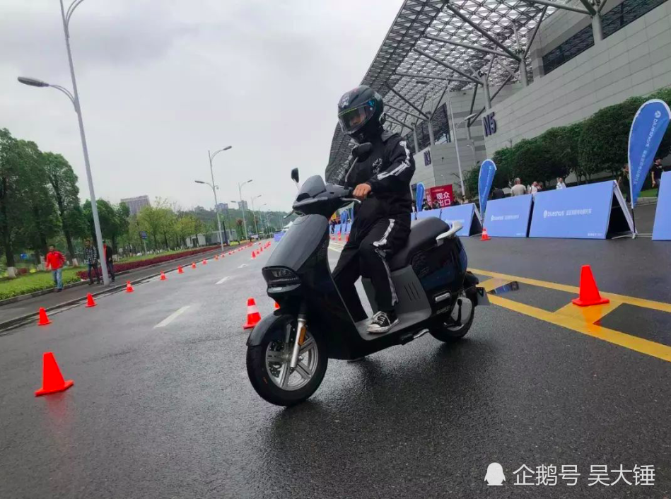 雅迪g6,大阳e2 max,蓝鲨电动车,谁才是真正的性能王者?