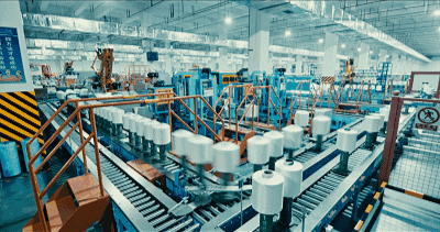 作为国家高新技术企业,恒力化纤以"创新技术发展,引领化纤行业"为己任