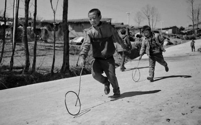 60 70 80后那些年玩过的游戏,肯定有你没有玩过的