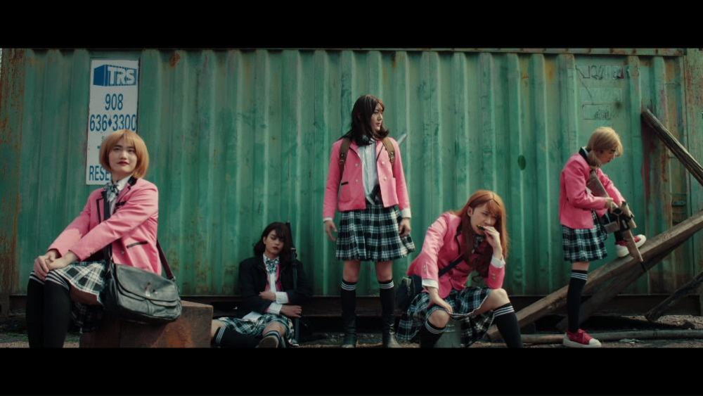 美少女危机:世界爆发美少女病毒,男人一旦被感染,很快就会变身美少女