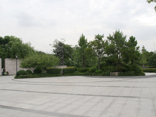 隐藏在深处的贺知章公园