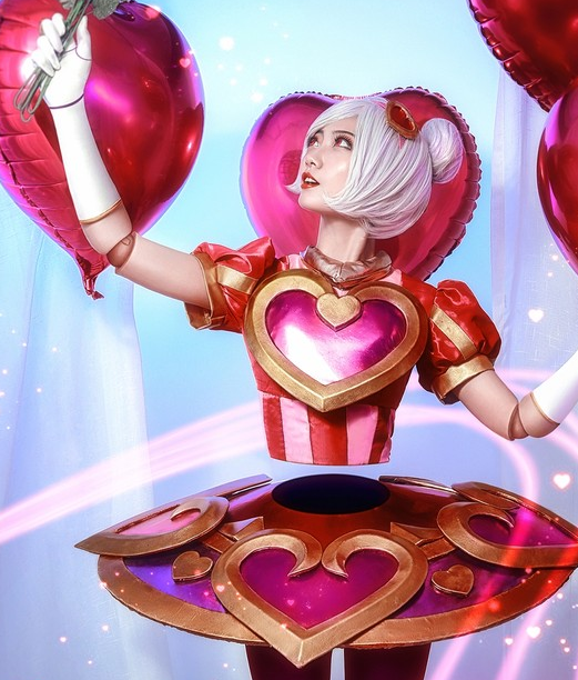 英雄联盟情人节发条cosplay,还原度很高coser - 腾讯云开发者社区