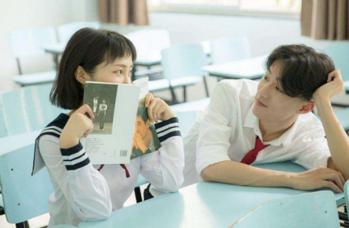 早恋,性别意识,青春期,叛逆,荷尔蒙