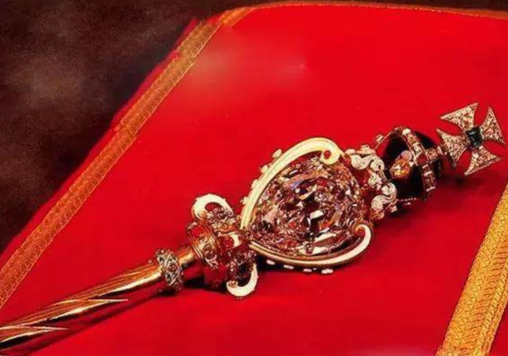 世界三大权杖,英国的估值37.4亿,中国的最为古老,价值超百亿