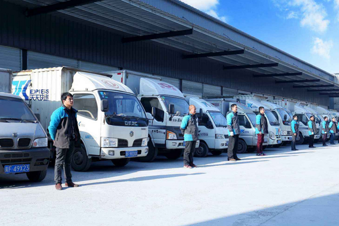 国内这3家快递速度慢服务差还让同行捎快递你用过没