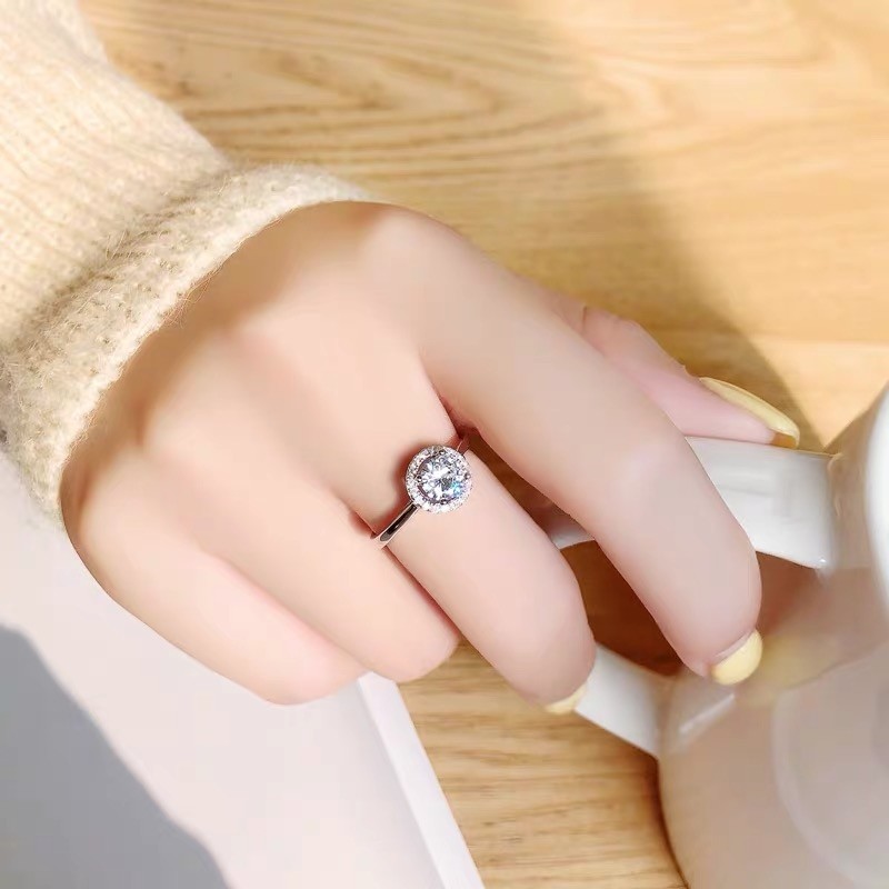 3枚单身戒指,你希望戴上哪一枚?测分手后他会为你伤心多久