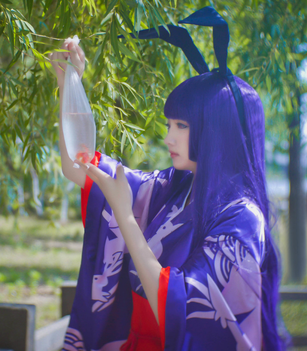 《我的妹妹哪有那么可爱》五更琉璃cosplay,紫色和服装扮的可爱琉璃