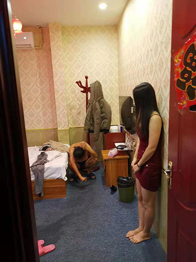 养生会所男士络绎不绝 原来暗藏猫腻