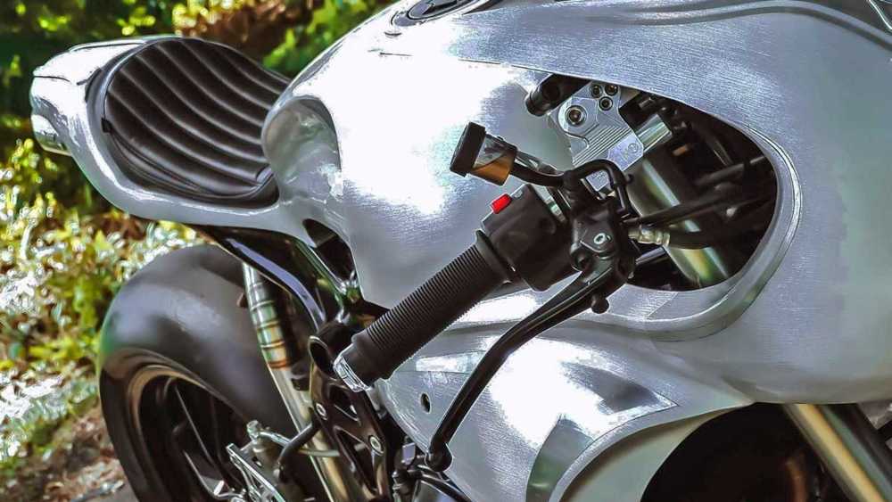 老将焕发新生 川崎er6n变身为肌肉恶霸