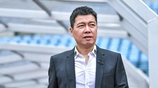 申花总经理周军表示下赛季目标:争取中超前四名,亚冠小组出线