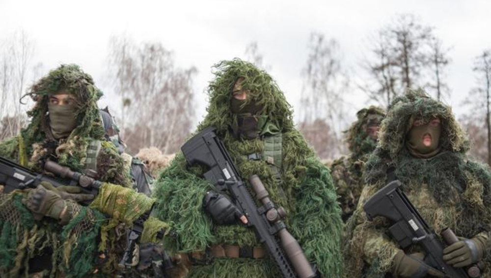 战场上,狙击手的任务目标是士兵,军官,还是敌军狙击手?你绝对想不到!