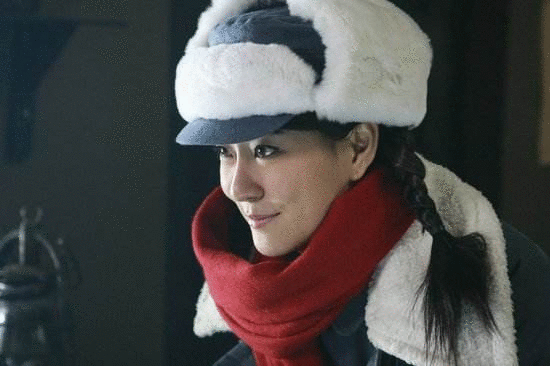 《天阵》中敢爱敢恨的女记者梁敏;《猎场》中的职场小白陶花美;还有