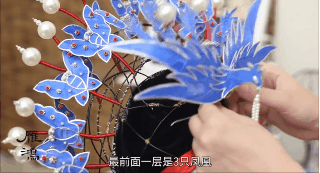 成都小姐姐用18个易拉罐制作出超美古风头饰引50万人在线打call