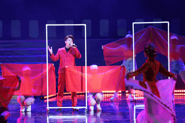 639_426gif 动态图 动图