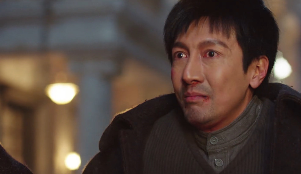 新世界:冯清波翻脸枪杀铁林,孙红雷舍命挡弹,铁林抱尸体痛哭:大哥