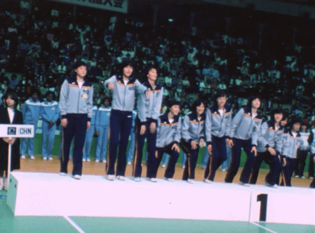 夺冠|集体回忆热泪盈眶！6大关键词＋8个彩蛋全面了解《夺冠》