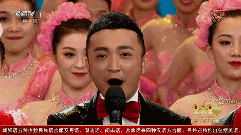 被撒贝宁碾压10年的学霸,离开央视一夜翻身:男神真牛!