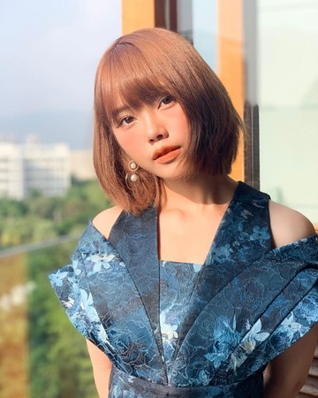 第二支海外姊妹团就是在曼谷成立的bnk48,成员music(本名:praewa