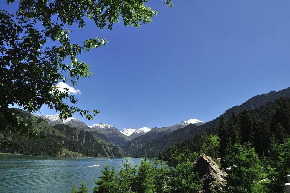 魅力無限的天山天池風景名勝區,節後旅遊的最佳之地,一起來看看