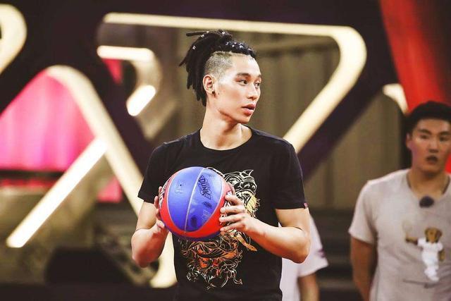 郭艾伦,还是学员铁牛,张宁,杨政,钟显超等人的表现都让人觉得这部综艺