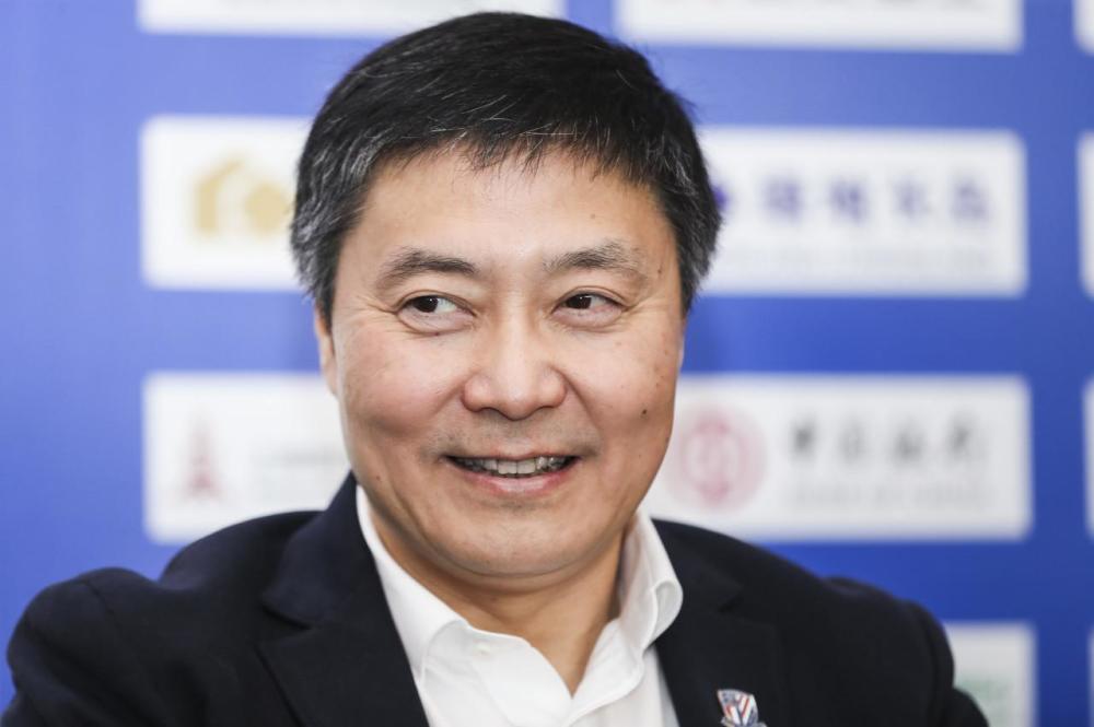 沪媒盛赞申花,大手笔引进4名国脚,周军下狠手掏空大连人