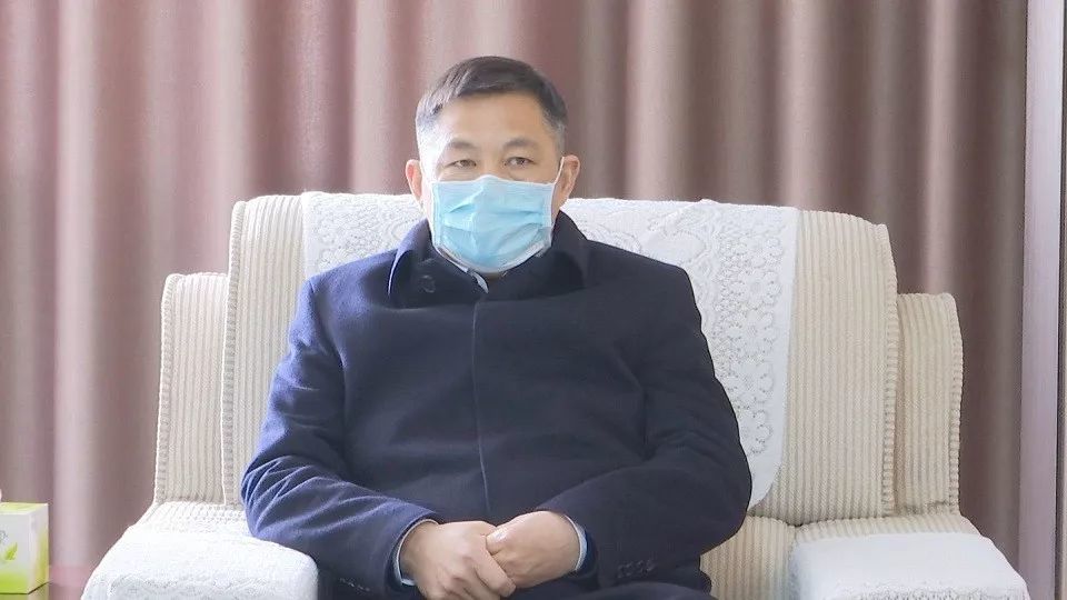 田庆杰在研究部署医疗废物,污水和病人排泄物规范化处置工作时强调