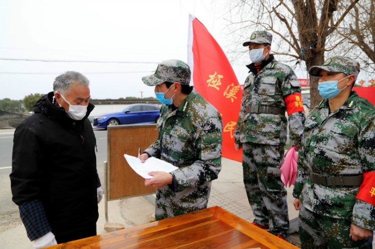 高淳桠溪:民兵勇当排头兵 防疫一线巡查值守忙